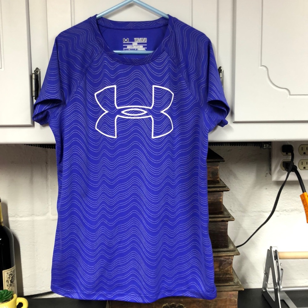 Under armor T-shirt youth medium